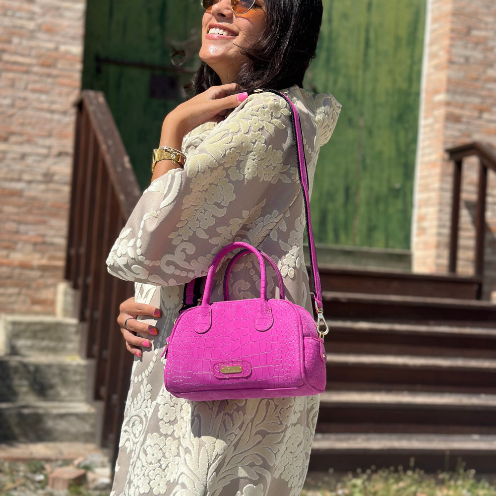 
                      
                        Borsa in pelle EVA Star
                      
                    