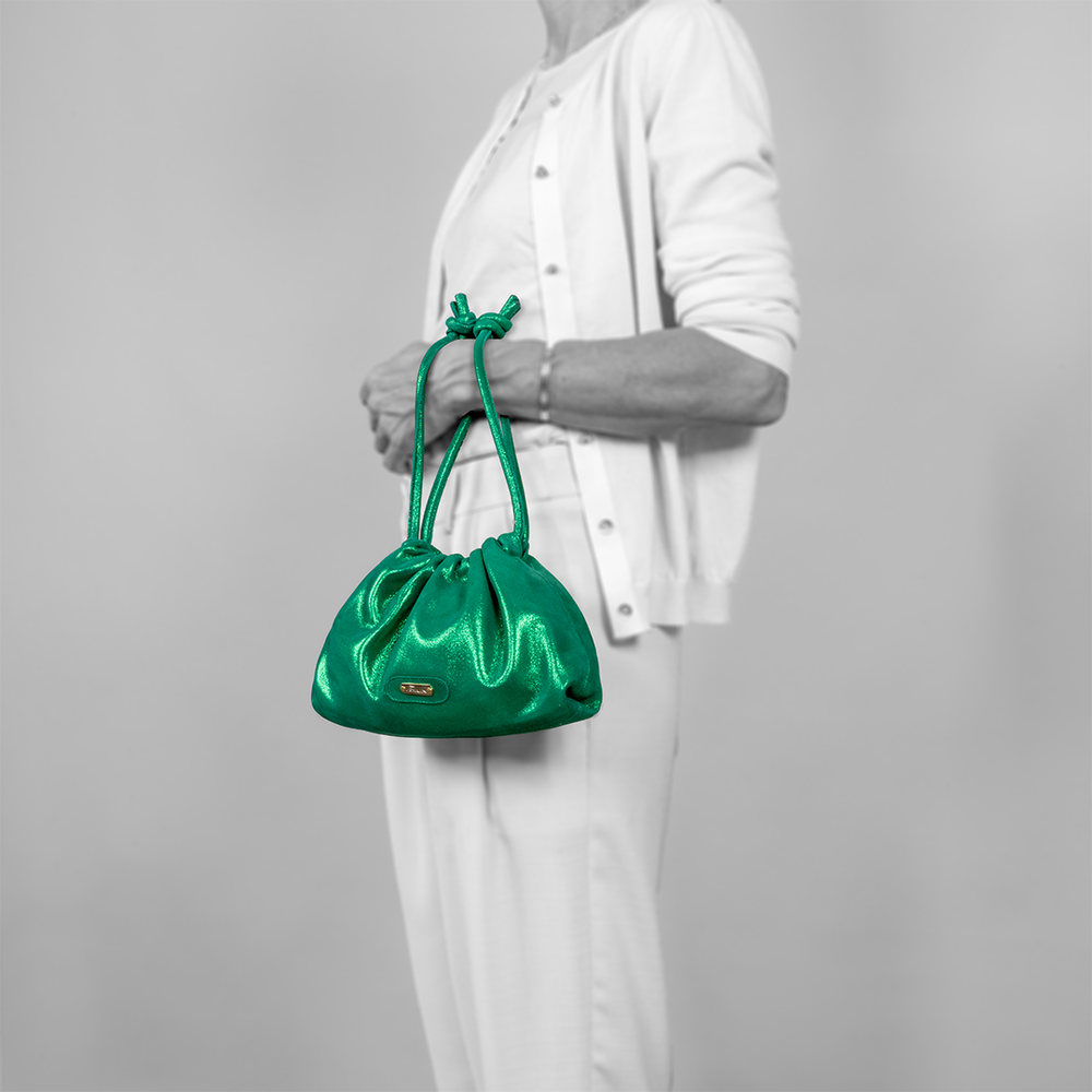 
                      
                        Borsa in pelle FILIPPA verde LAME'
                      
                    