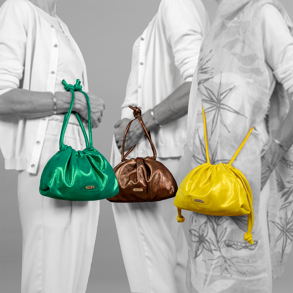 
                      
                        Borsa in pelle FILIPPA verde LAME'
                      
                    
