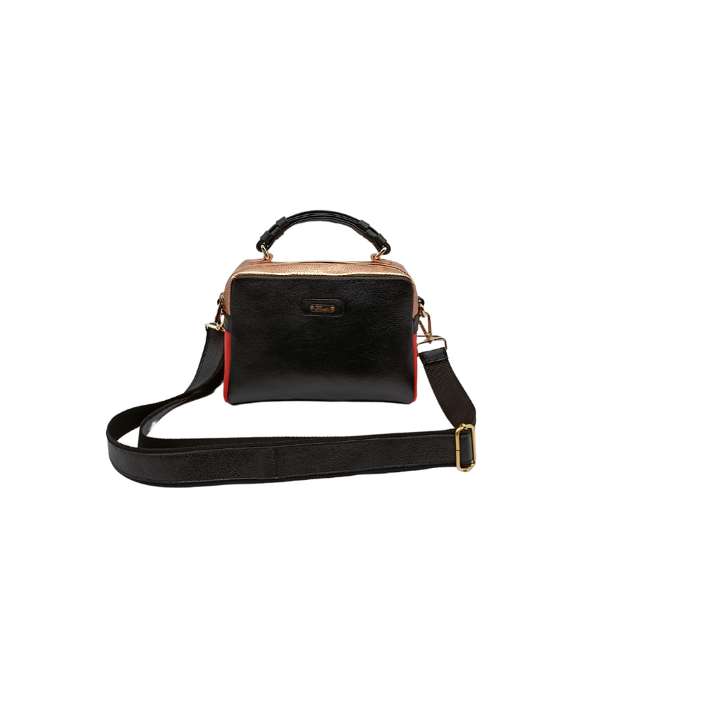 
                      
                        Borsa in pelle GRACE geranio black
                      
                    