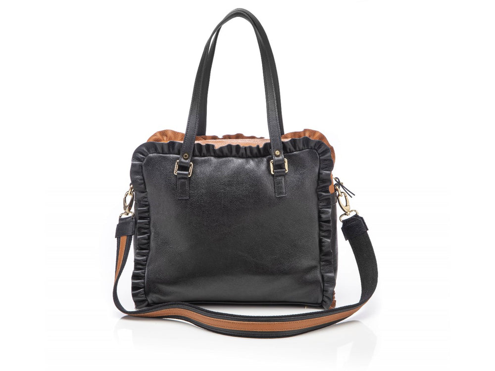 
                      
                        Borsa in pelle MARY con frappe cuoio
                      
                    
