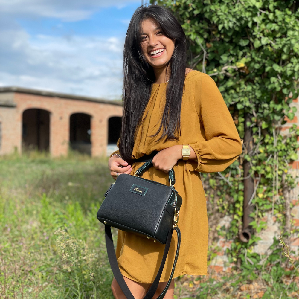 
                      
                        Borsa in pelle GRACE nero e ruggine lamé
                      
                    