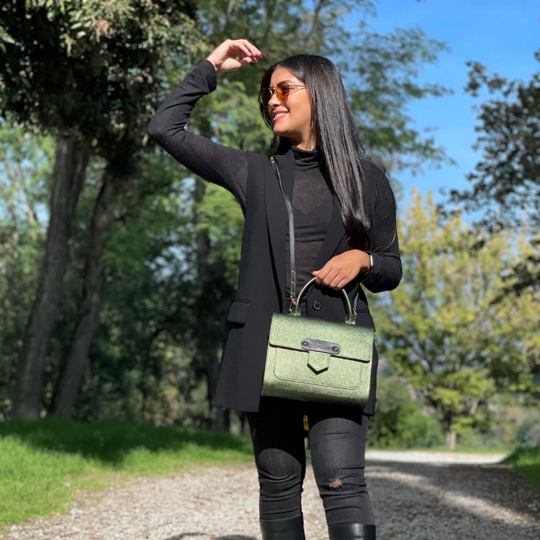 Borsa in pelle DAFNE verde palude lamè