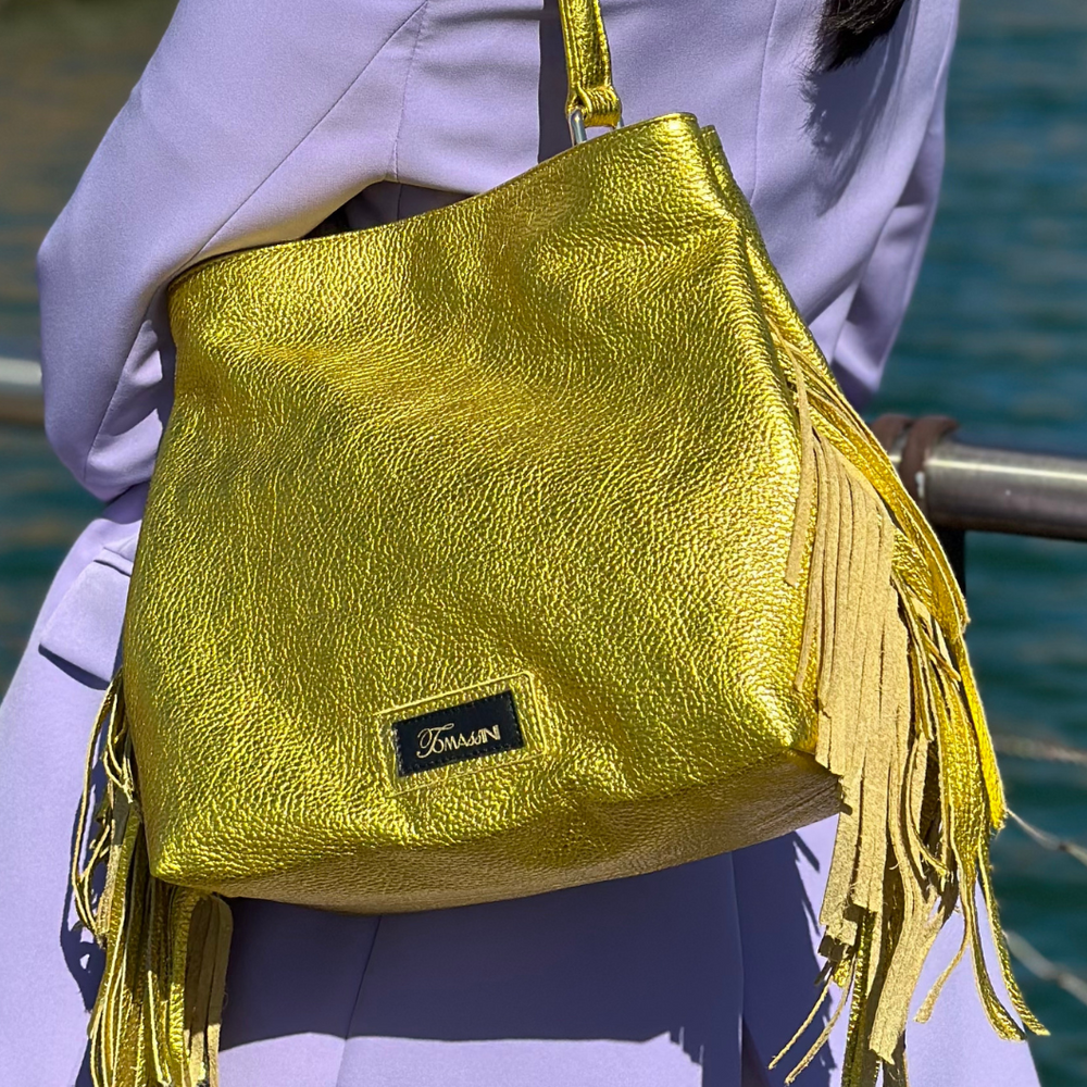 
                      
                        Borsa in pelle EMMA cedro
                      
                    