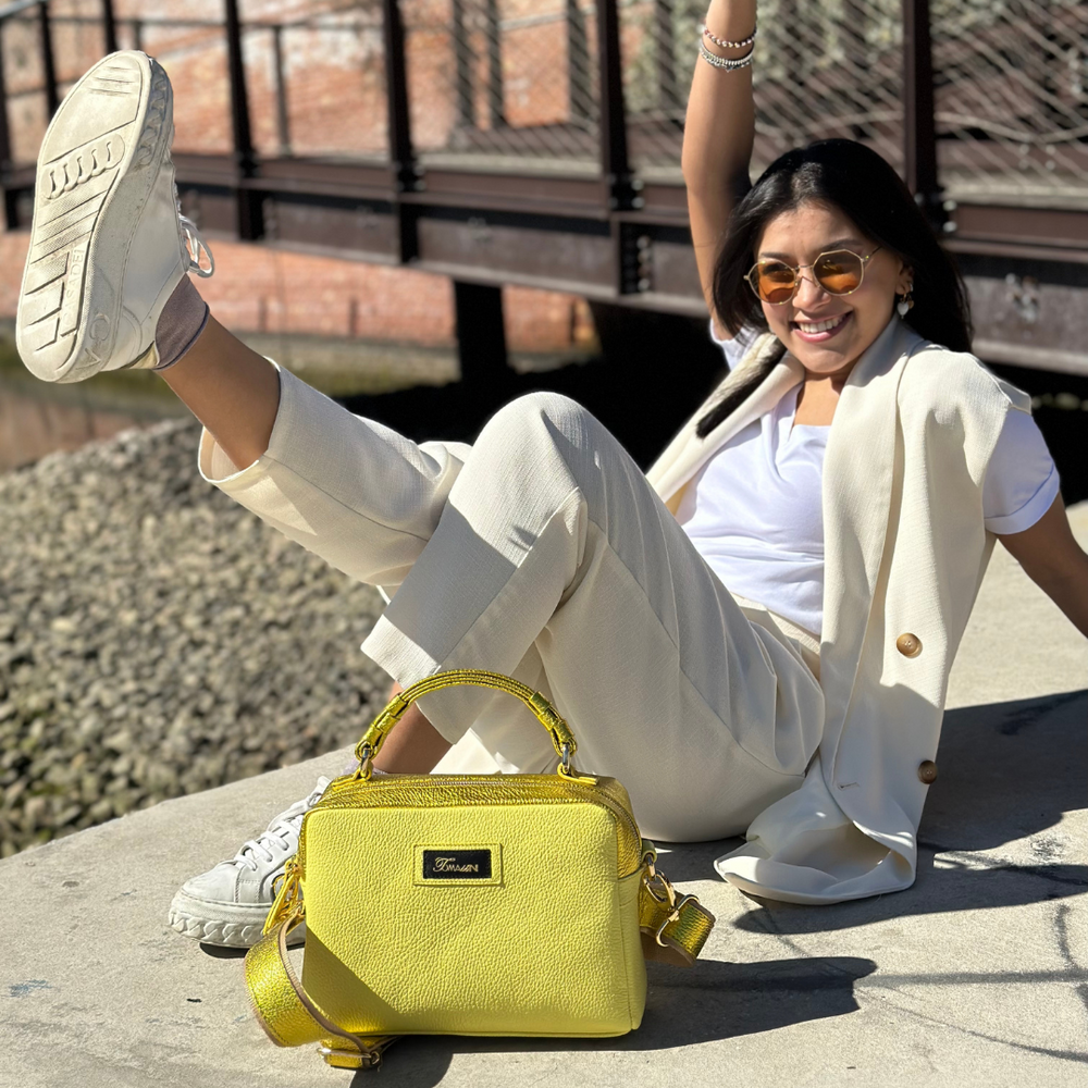 
                      
                        Borsa in pelle GRACE lime
                      
                    