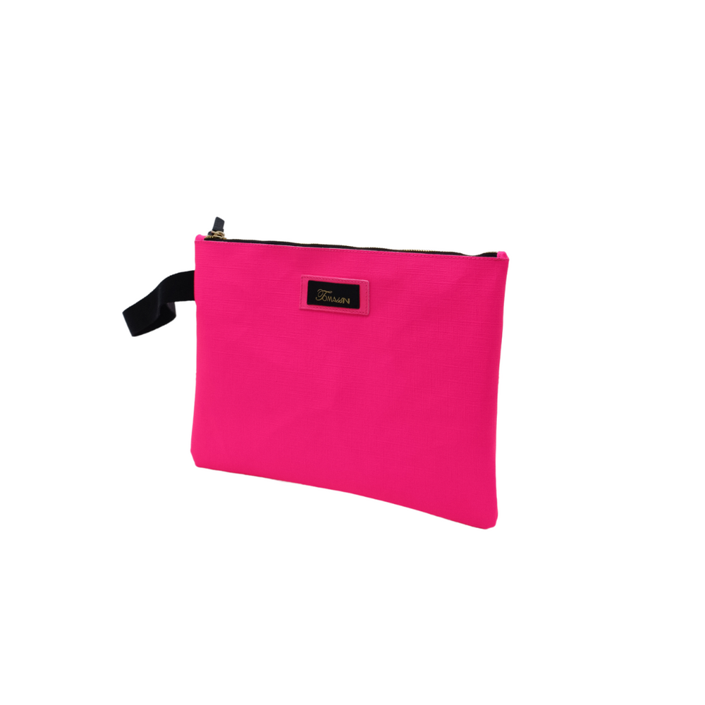 
                      
                        Maxi pochette con cinturino in tessuto
                      
                    