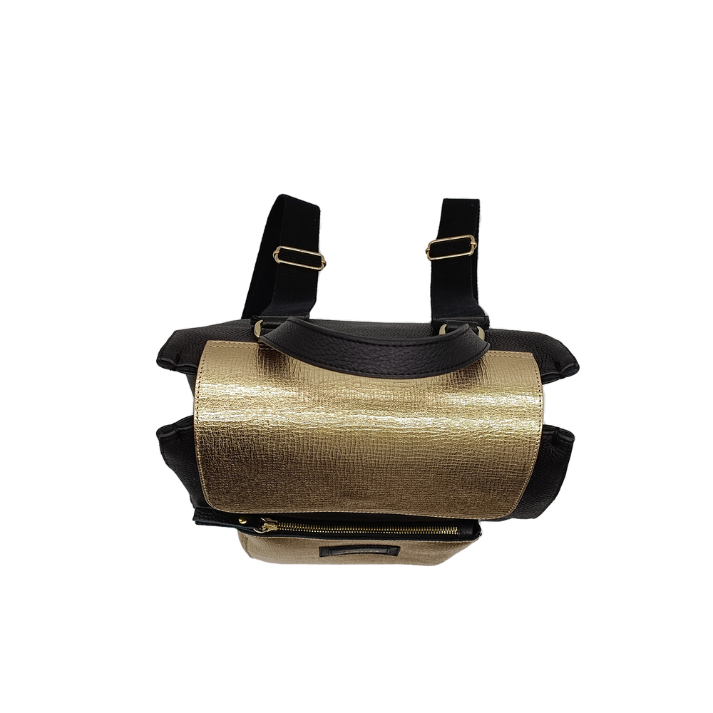 
                      
                        Zaino in pelle BRANDO nero e oro
                      
                    