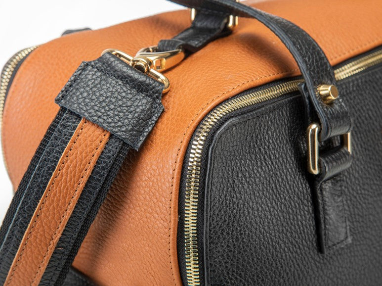 
                      
                        Borsa in pelle Mary cuoio dettaglio 1
                      
                    