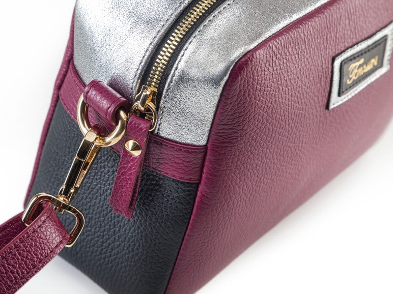 
                      
                        Borsa in pelle Grace bordeaux lato
                      
                    